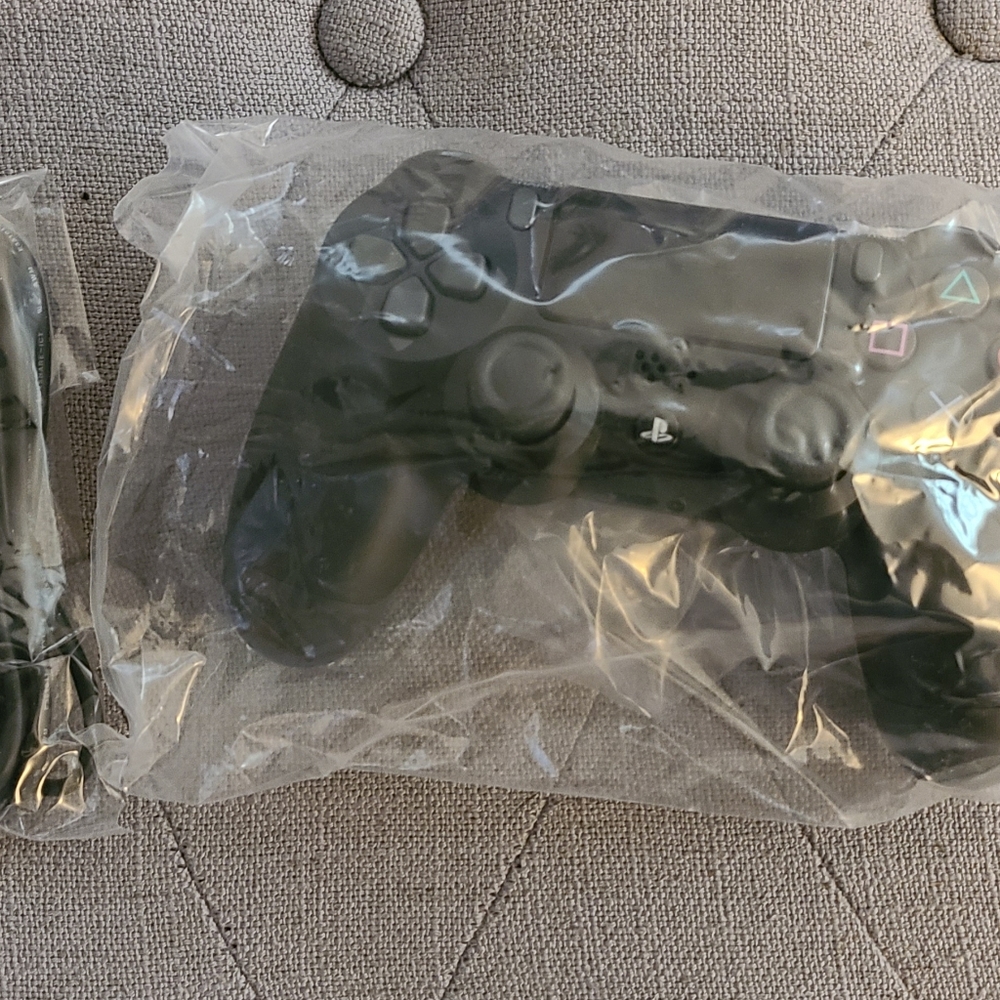 PS4 Controller